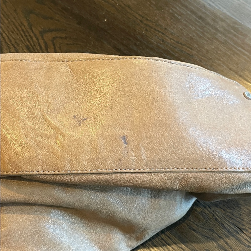 Tan Tory Burch Leather Shoulder Bag with Chain Strap - Picture 6 of 6